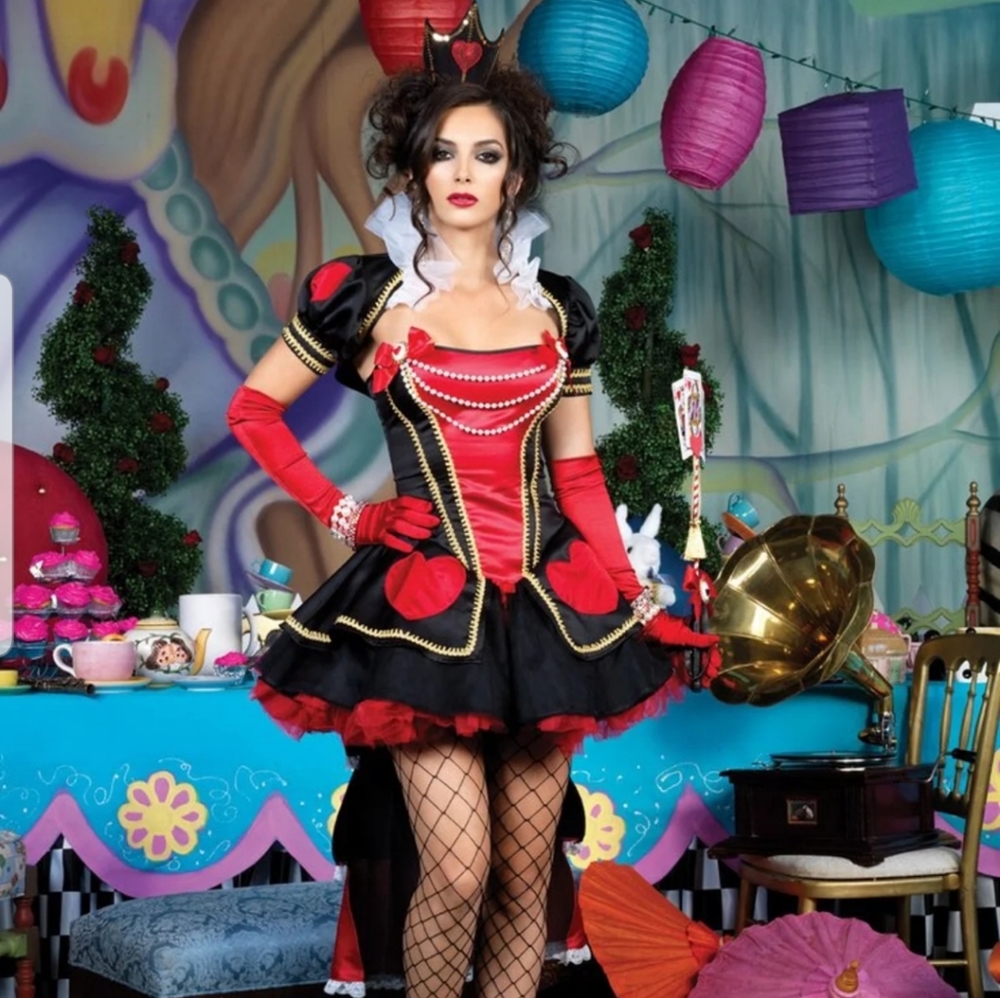Leg Avenue Deluxe Red Queen Costume